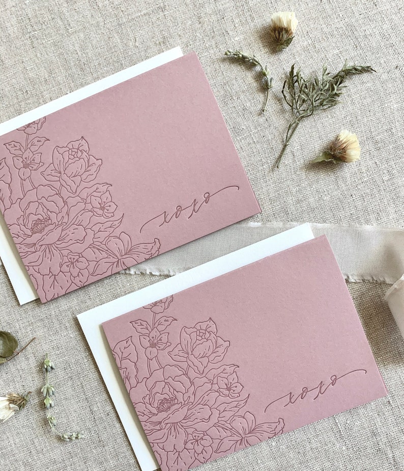 Cartes Letterpress - Cartes florales, cartes de notes XOXO, cartes de remerciement, cadeau pour elle, lettre tonale, carte 3.5x5 avec enveloppe image 2