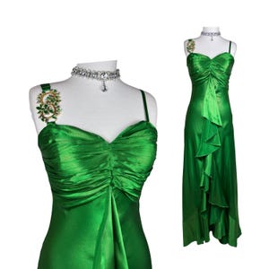 sachin and babi light blue dress yinyyinhs Modest Emerald Green Homecoming Dresses for Teens 2024 V Neck  Satin Prom Dresses Short Mini Cocktail Gowns Size 16 : Buy Online at Best  Price in KSA main image 1