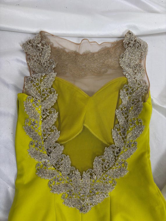 green gold dress illusion Vintage Pistachio Beaded Neckline Bodycon Midi FLOOR-LENGTH-WEDDING-DRESS