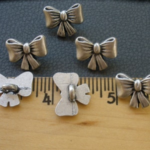 Vintage Metal Bow Buttons Pewter Color Shank Size 28L (11/16