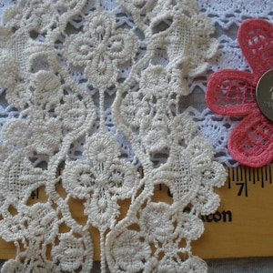 3.75" Ecru Tatted look Flower applique Lace Trim 9.5CM scallop edges bobbin lace retro BTY yards natural color edging insert