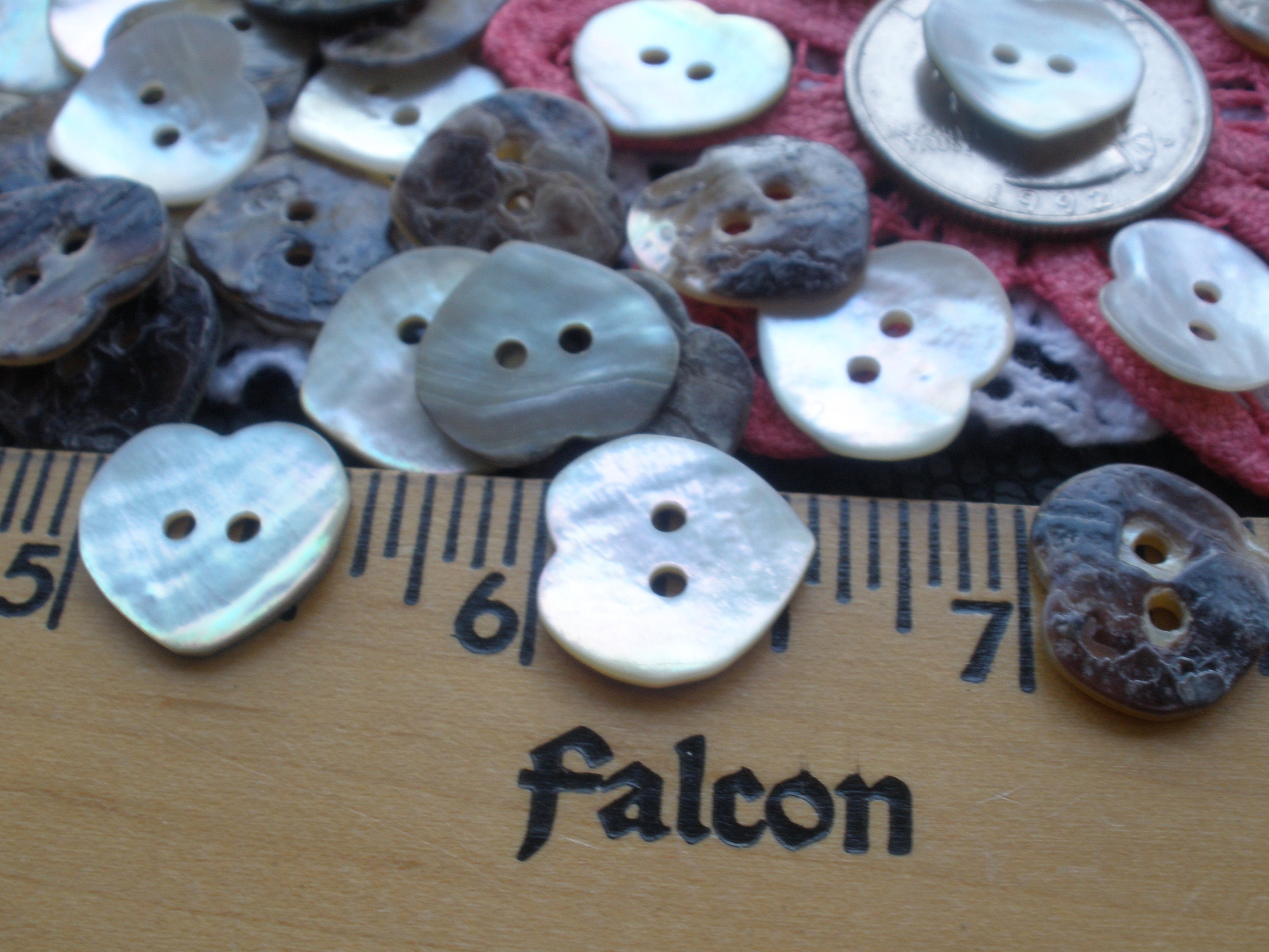 15MM Heart Shape MOP Shell Buttons Natural Pearly Size 23L / 24L 2 Hole ...