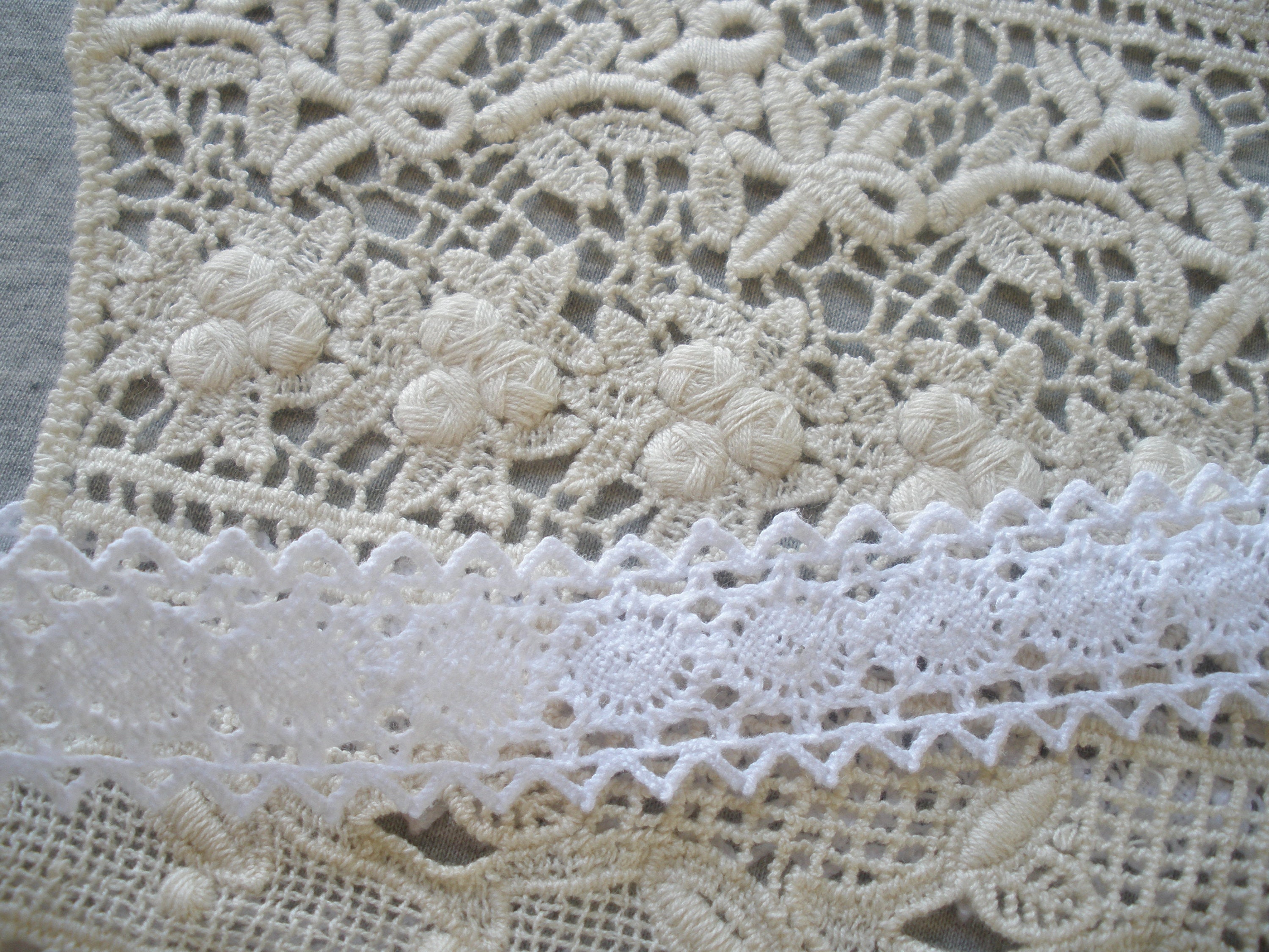 Large Boho Floral Embroidered Lace Neckline Applique - Etsy