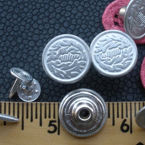 Punaise en métal de couleur argent mat, 17 mm, boutons motif feuille, jean sans couture, remplacement des rivets, bouton pression, veste en jean militaire de 11/16 po. image 1