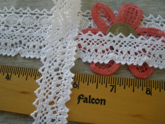 Ecru Cotton Lace 28mm - Flower Scallop Ecru Cotton Lace 28mm - Flower Scallop
