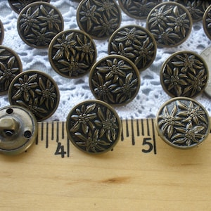 Antique Bronze metal Shank Buttons Flower pattern size 24L (5/8&quot; 15MM) wrap bracelet clasp steampunk retro cool jeans jacket crafts