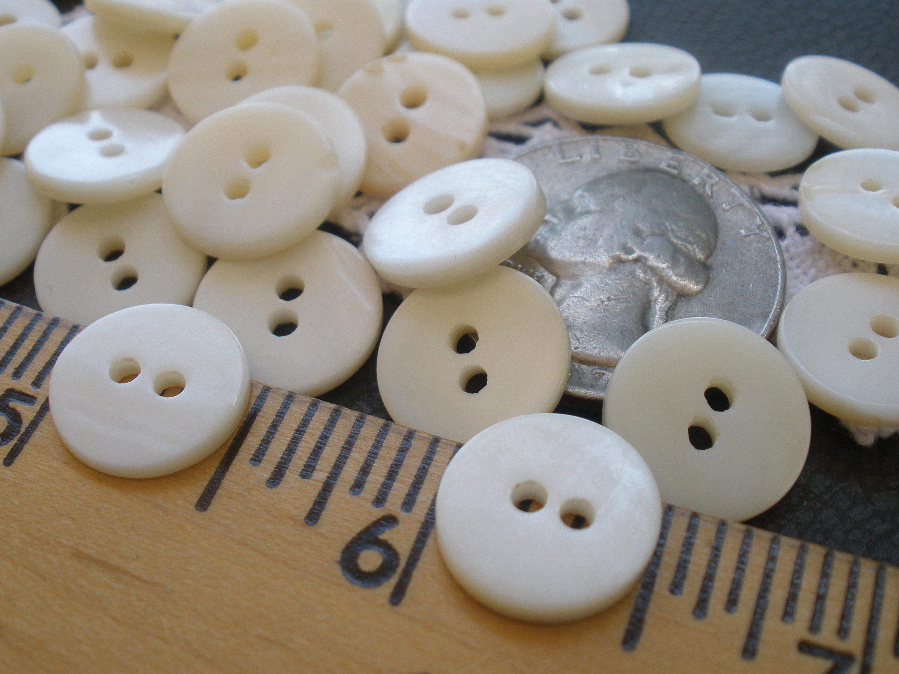 Thick Freshwater Shell MOP Buttons Pearl White 20L 1/2" 13MM 2-hole Sew ...