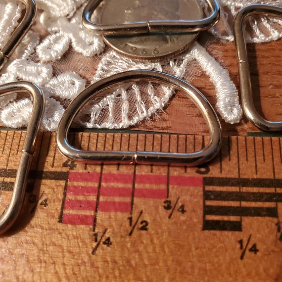 Metal D-Rings Sold in Bulk