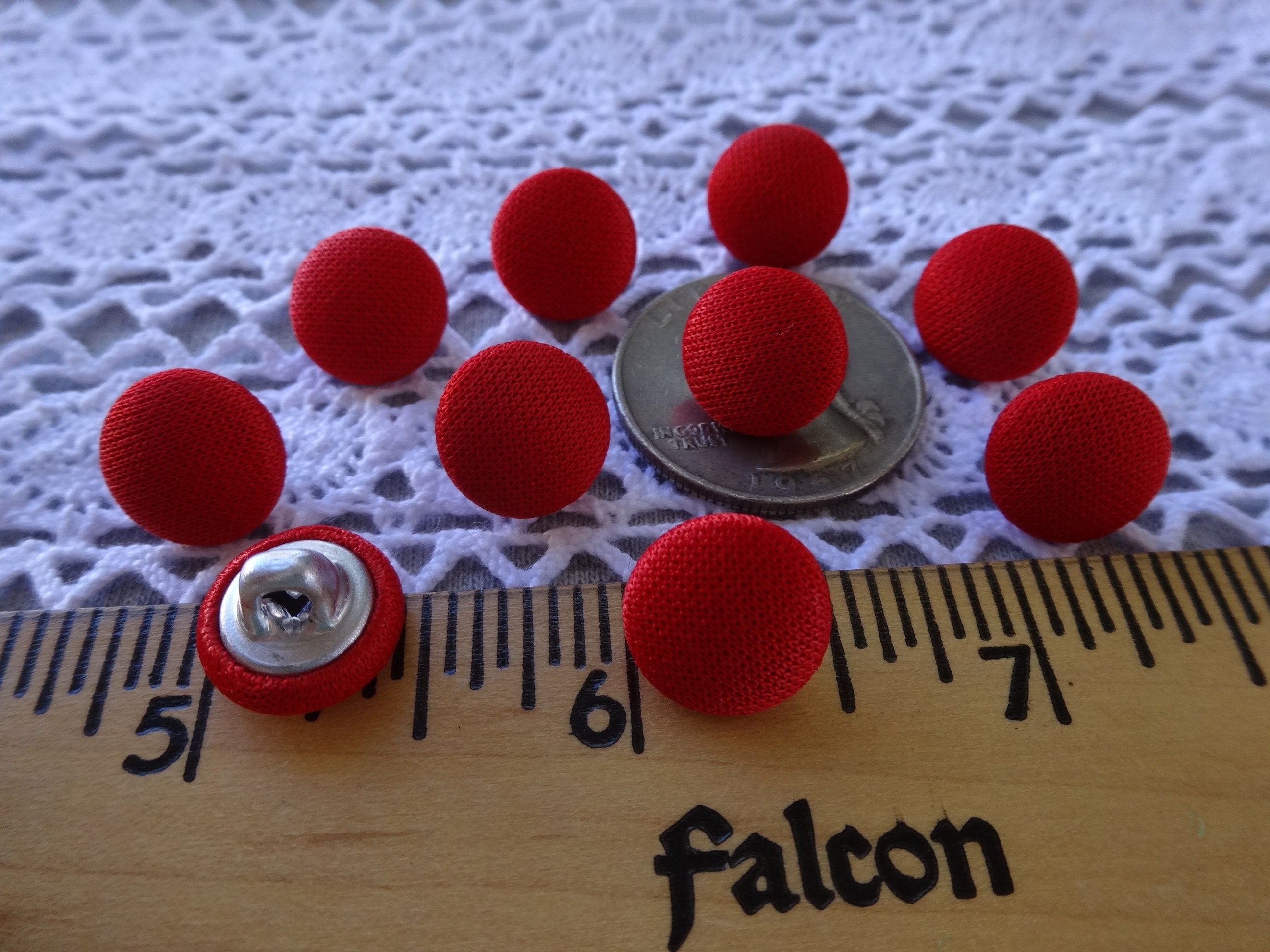 Fashion Buttons for Clothing: Featured Red Color Accessories