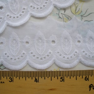 Scallop White Eyelet Lace Trim Broderie Anglaise Edging 2&quot; wide BTY cotton blend Embroidery Floral applique dresses costume upcycle clothes