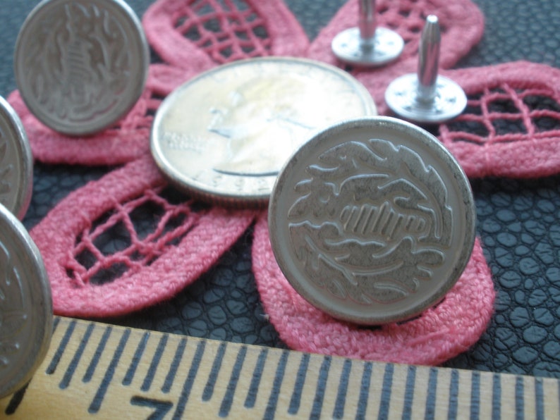 Punaise en métal de couleur argent mat, 17 mm, boutons motif feuille, jean sans couture, remplacement des rivets, bouton pression, veste en jean militaire de 11/16 po. image 3