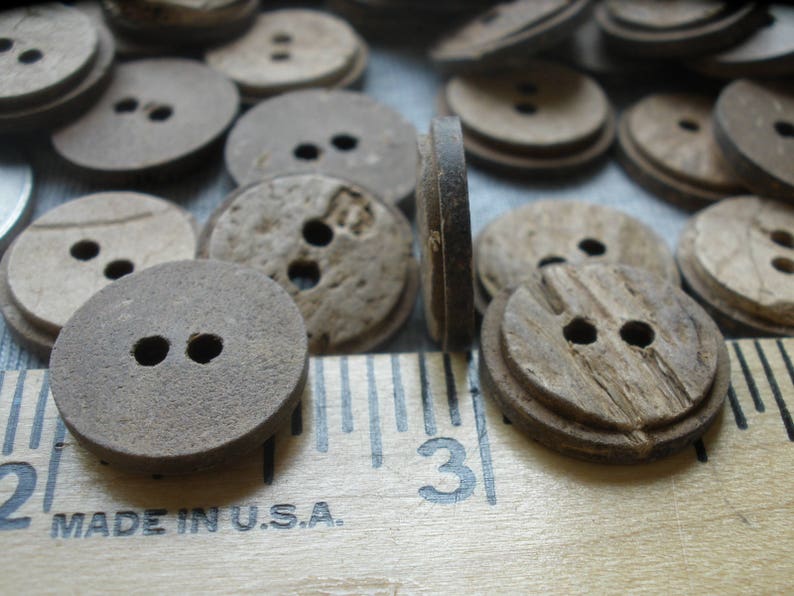 Natural Stacked Coconut Buttons 5/8