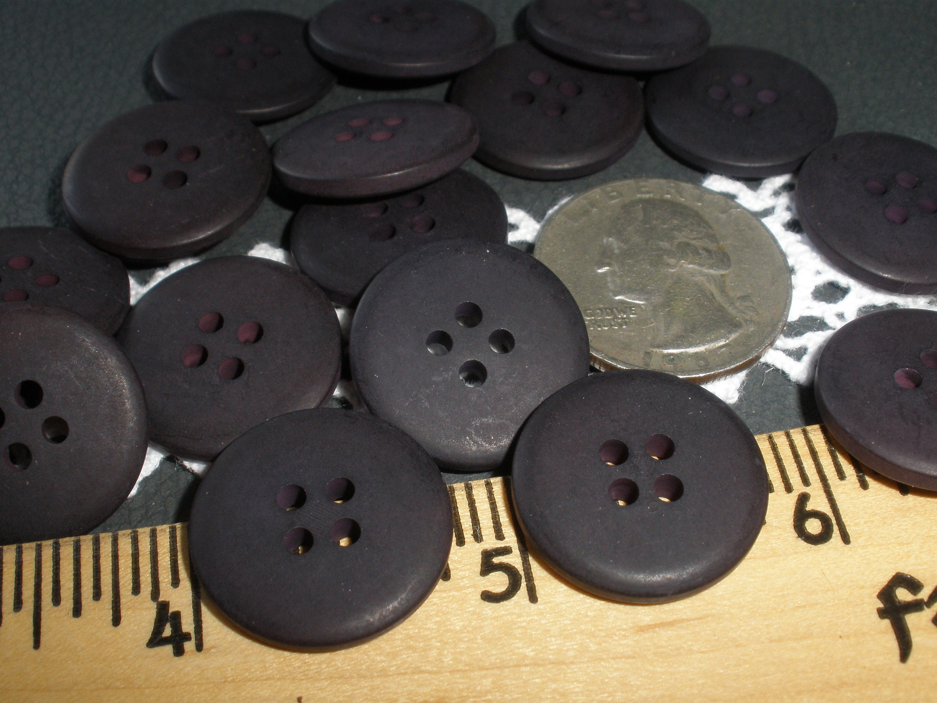 Simple Black Buttons (20mm) - 3404328