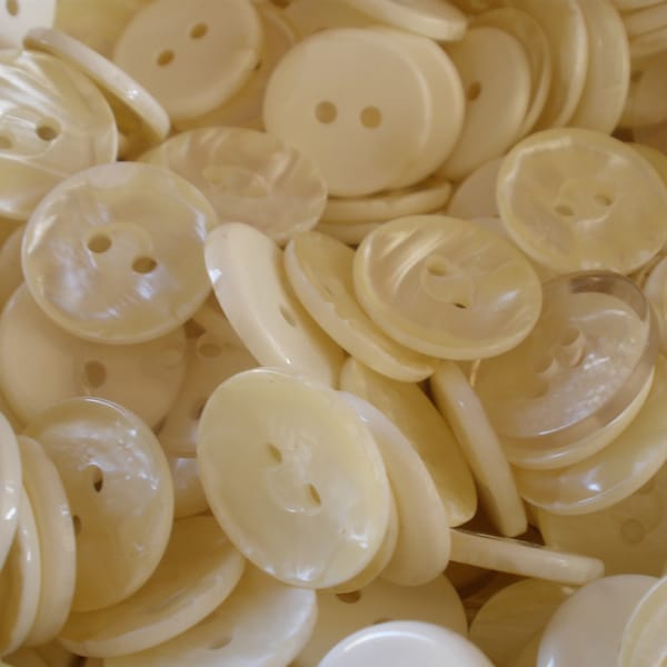 Cool Vintage Pearly Cream & White Buttons Craft 11/16" (18MM 28L) Plastic Pearlescent 2 hole sew on 24 pieces crafts pearly bulk
