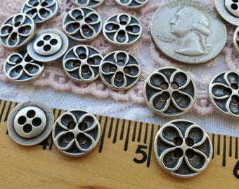 Textured Carved Flower metal 4-hole buttons 20L or 24L Antique silver color sewing crafts jewelry clasp wrap bracelets 1/2" 13MM 5/8" 15MM