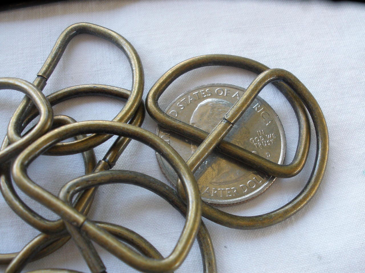 thumbnail image 2 of 30mm & 40mm Welded Metal D Rings – Antique Aged Brass Fasteners Dee Rings D16 D16A 2 of 5