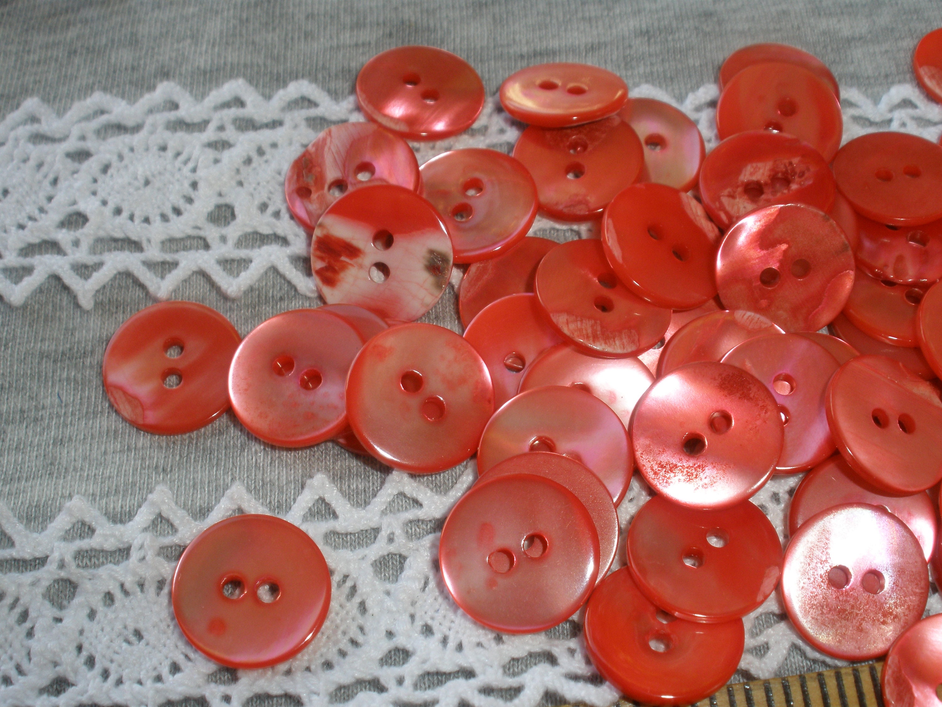 14MM Bright Pink Trocas Shell Buttons 22L 9/16" MOP Sewing 2 Hole Sew ...