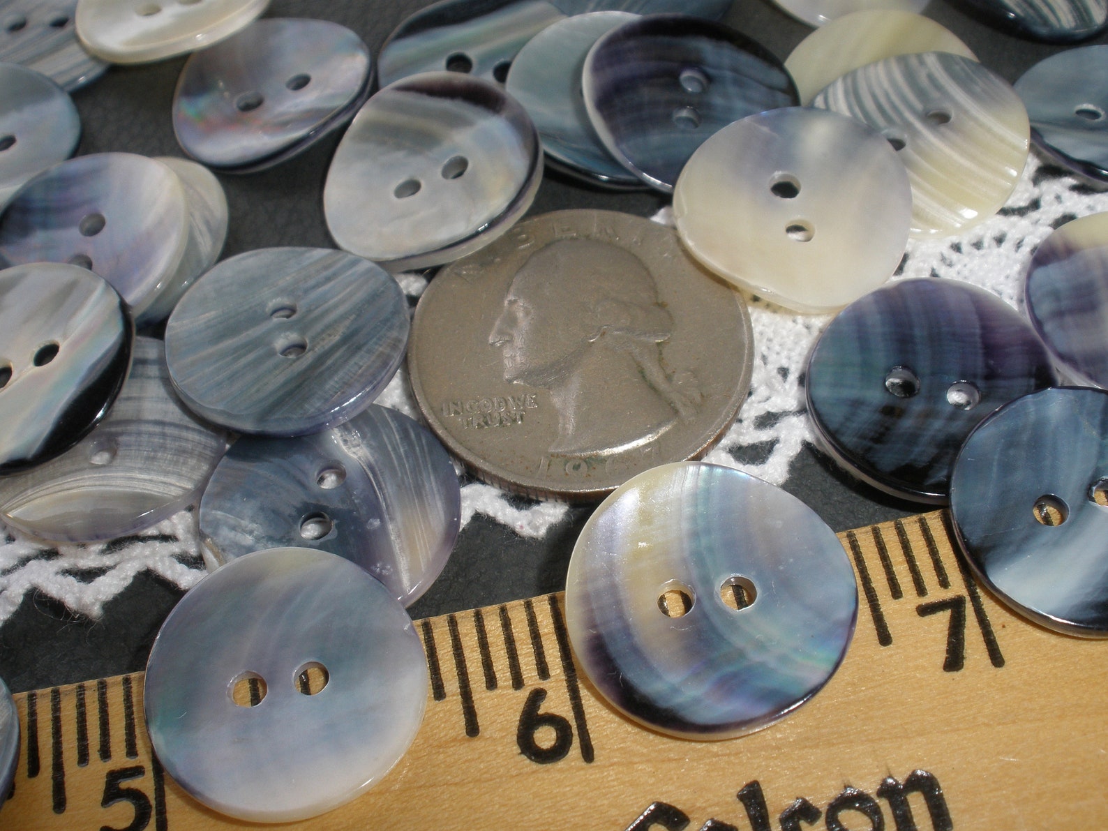 17MM Blue Mussel Shell Buttons 28L 11/16
