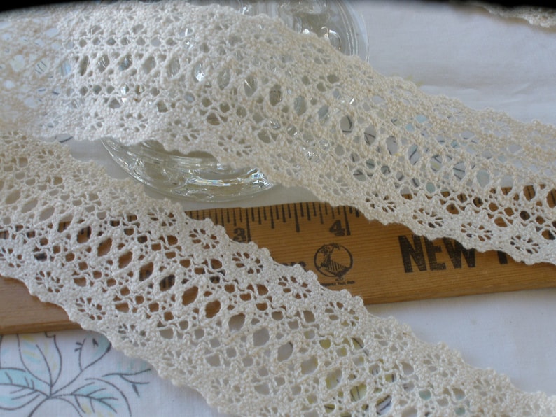 11//16 inch wide white lace trim 2 yard and 17 inch cut