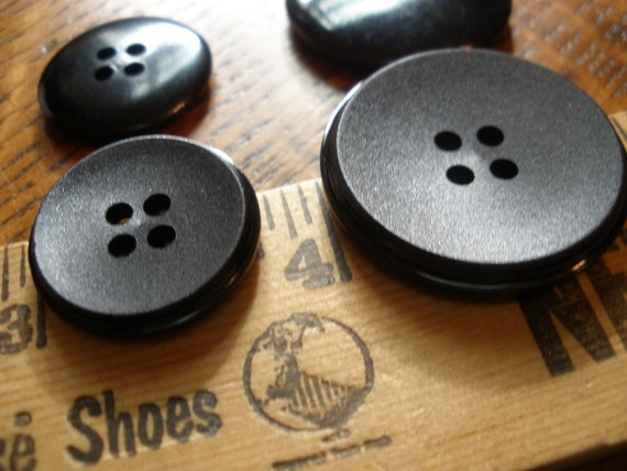 Textured Black Coat Buttons 45L 32L Concave 1 1/8 13/16 28mm 20mm Plastic  Matte Front Shiny Round Back 4 Hole Sew-on Crafts Vintage 