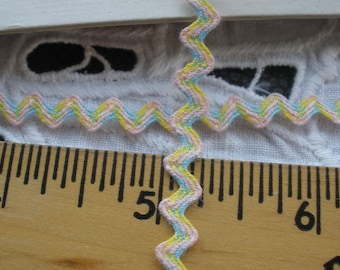 Vintage Variegated Baby Ric Rack Light Pink Blue & Yellow 2 yards 6mm Ric Rack trim 1/4" tiny trim cute fund doll size trim cotton blend