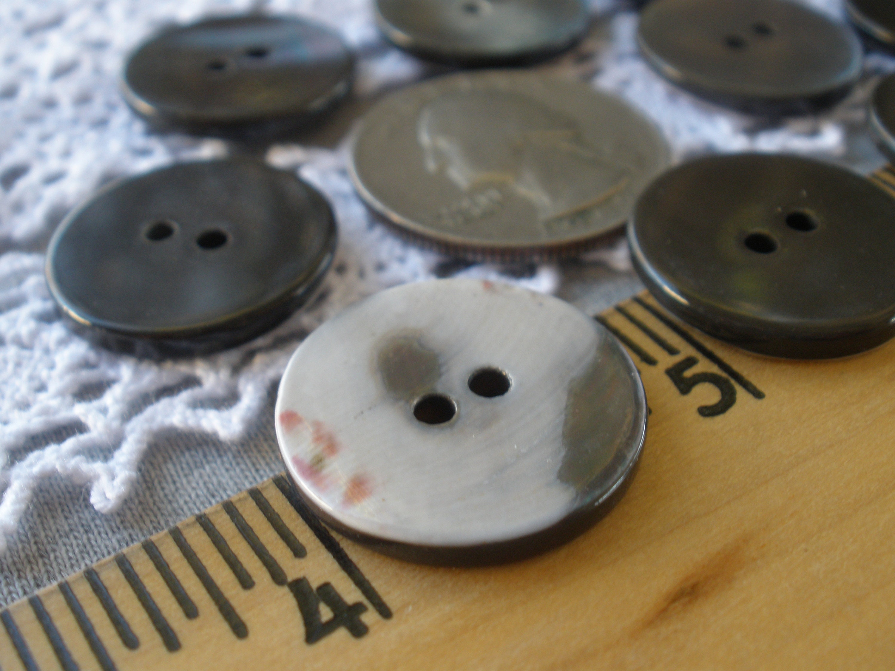 Thick Gray Smoke Trocas Shell Buttons 20mm 32L MOP Sewing 2 Hole Sew on ...