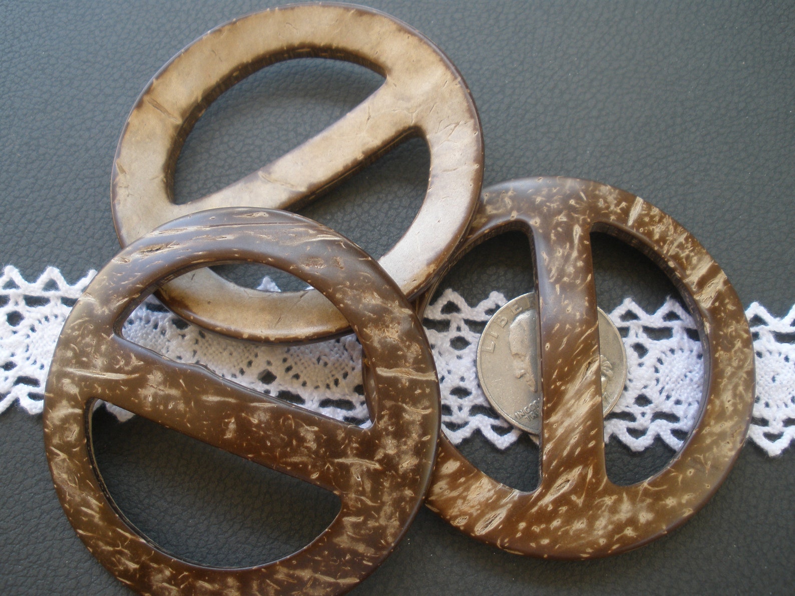 Medium Coconut Shell Buckle Slider Sarong Pareo Tie Round 1 5/8" Inside