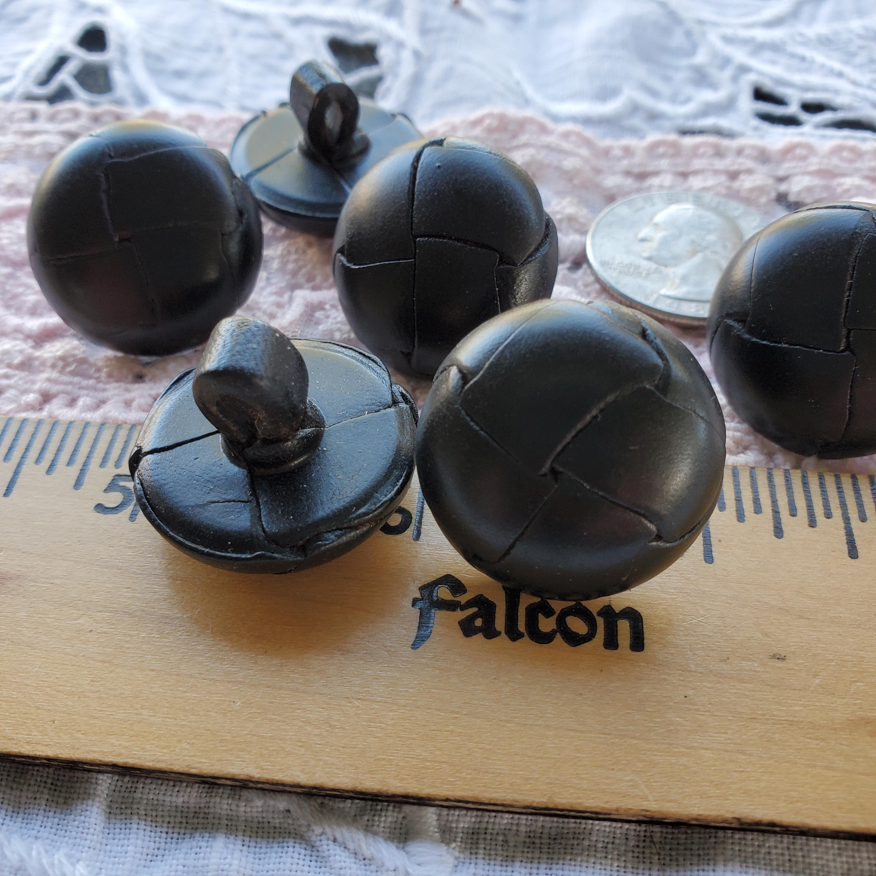 Steering Leather 360mm MOMO & HELLA BLACK Leather 「BUTTON」STATUE Wheel JDM 80s Button Horn ぬいぐるみ