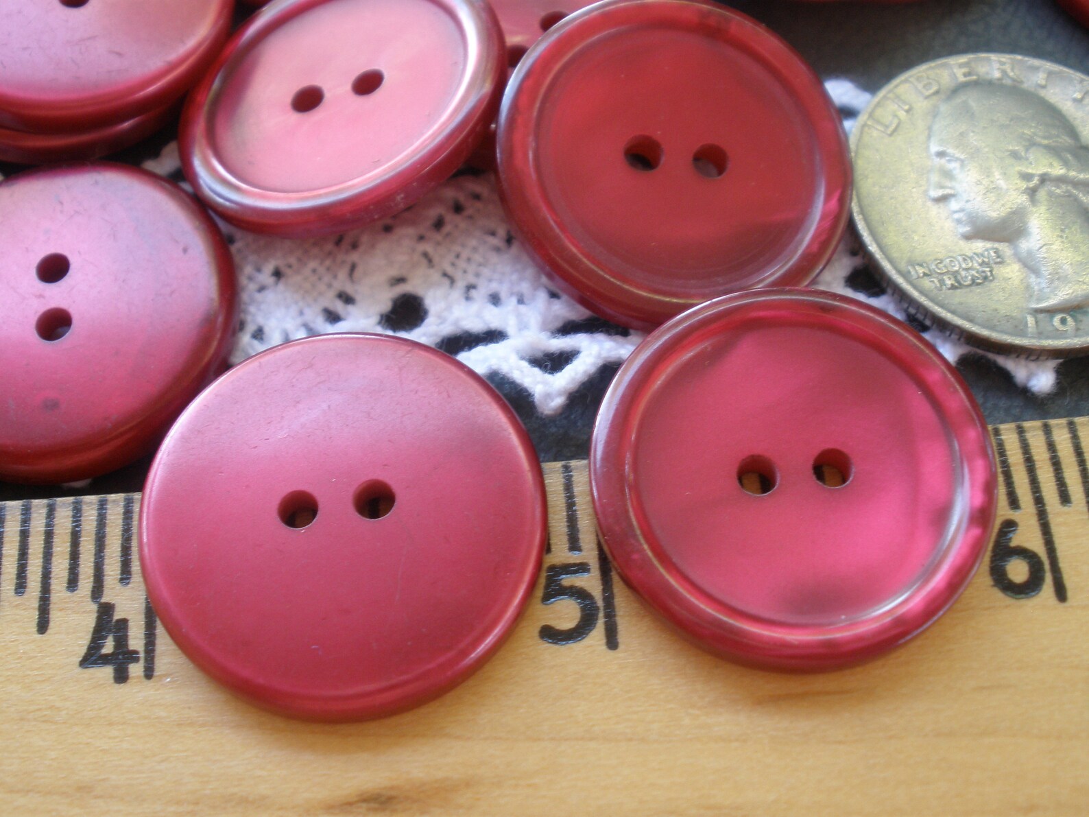 Shiny Red Buttons 18 Plastic 7/8 23MM 36L 2 Hole Sew-on - Etsy