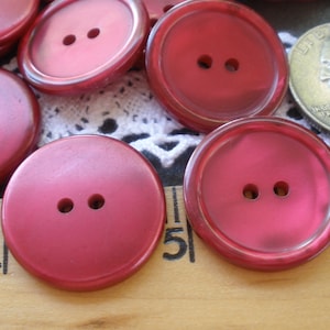 Shiny Red Buttons 18 Plastic 7/8" 23MM 36L 2 Hole Sew-on Crafts Flat ...
