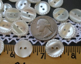 15MM classic pearlized white Plastic Buttons textured carved rim 5/8" 24L 2-hole sew on 24 pieces shirt clothes wrap bracelet clasp retro