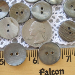 Gorgeous Silver Gray Brown Mussel Shell Buttons 17MM 28L 11/16