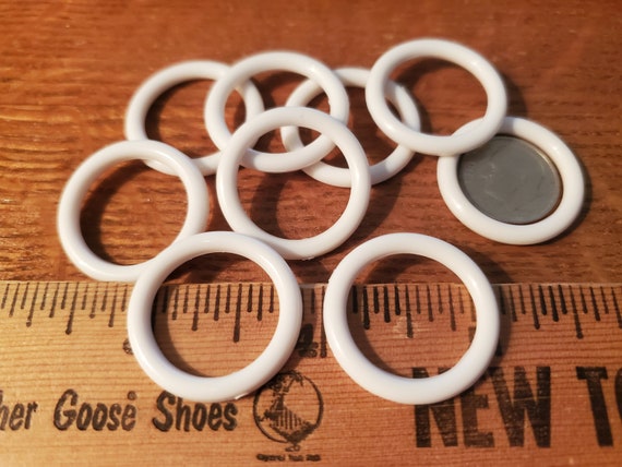 19mm ID / 26mm OD White Plastic O-rings Round 3/4 inch opening 9 cabone  dorset button Rings purse notions embellish macrame lightweight