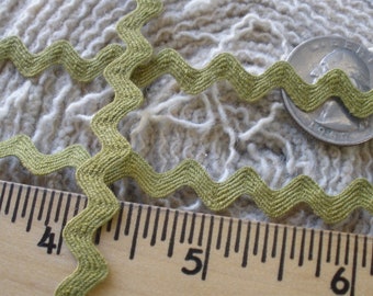 Avocado color Vintage Cotton Rick Rack Trim choose yards 3/8" Ric Rac yardage crafts sewing costume scrapbook 10mm green trim