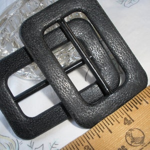 Basic Black buckle Textured Scarf Slide 2&quot; opening plastic 2&quot; x 2 13/16&quot; crafts ribbon slide sewing belt 2 buckles