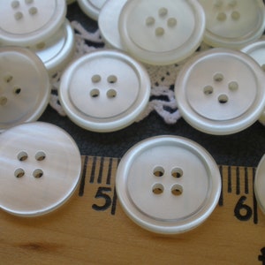 Classic Frost White Buttons 3/4&quot; (30L 19MM) 24 each with rim face 4 hole sew on sewing crafts flat back cool vintage buttons