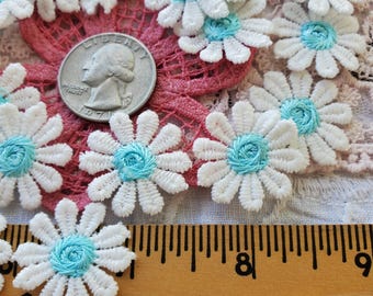 Aqua Blue & white Daisy Appliques 26MM wide retro 30 pieces flower embellishment boho hippie slow stitch scrapbook junk journals