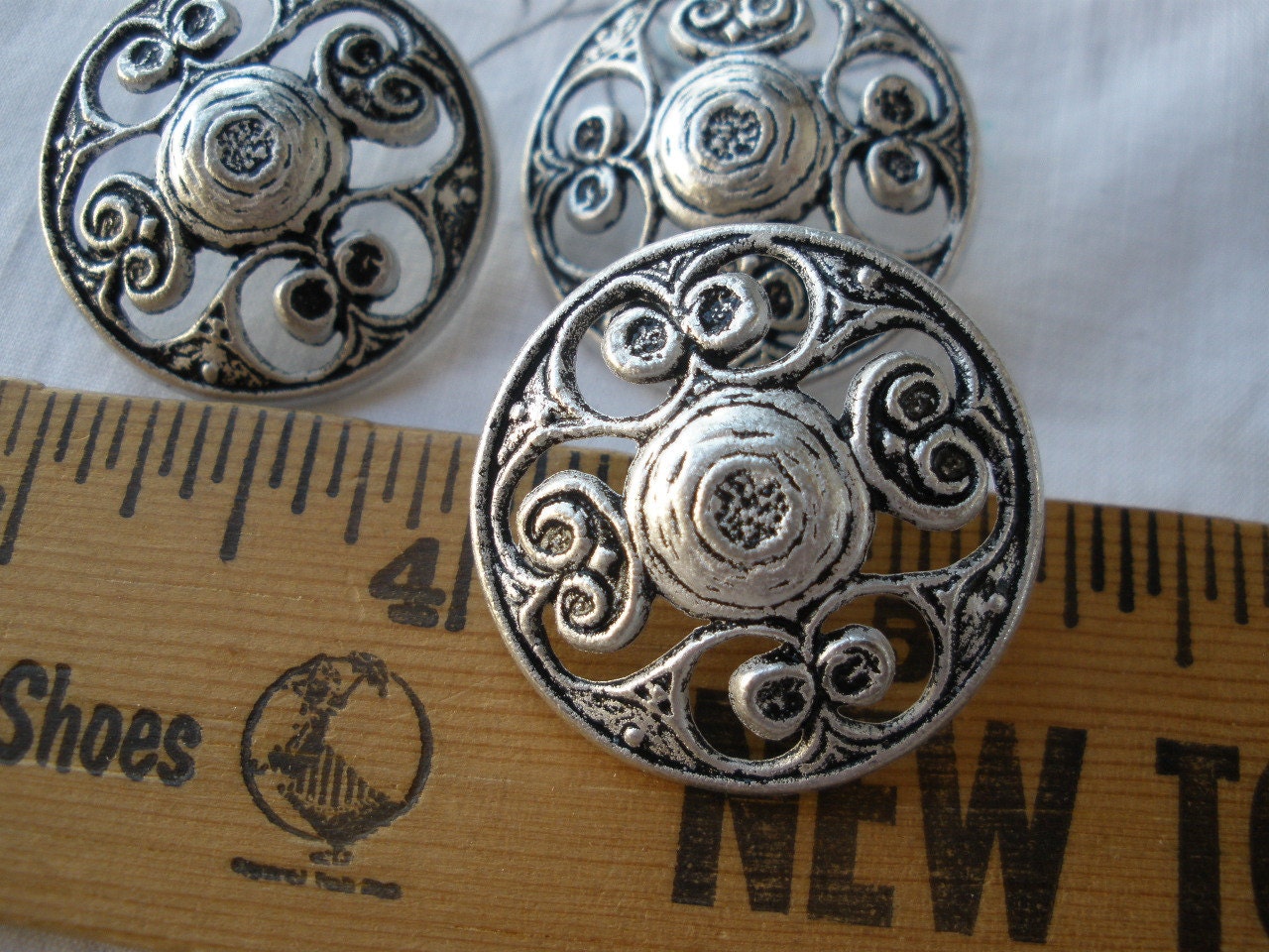 Antique Silver Pewter Color Filigree Coat shank Buttons 1 1/8" Pierced Metal 28 MM 45L Hearts & Flowers Cool steampunk mod costume