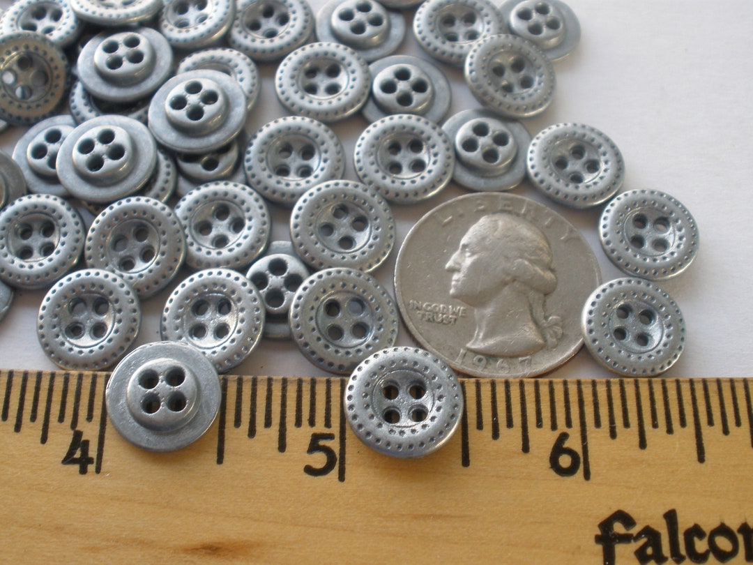 Sewing Buttons 13mm With 4 Holes in Resin Lot and Color of Your Choice /  Sewing Button / Clasp Button / Scrapbooking and Sewing Buttons 