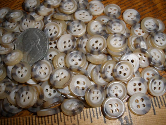 Retro Cool Bulk Shirt Buttons Beige Brown Horn Effect 48 Plastic