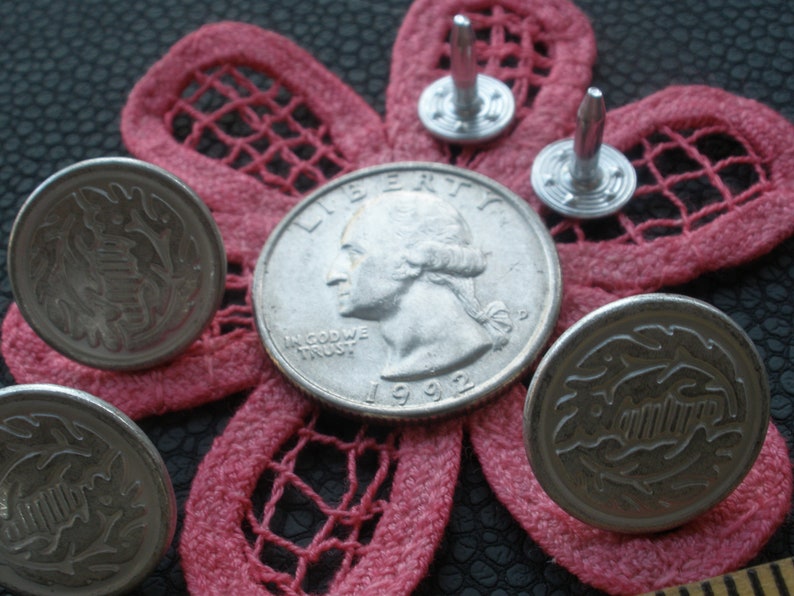 Punaise en métal de couleur argent mat, 17 mm, boutons motif feuille, jean sans couture, remplacement des rivets, bouton pression, veste en jean militaire de 11/16 po. image 4