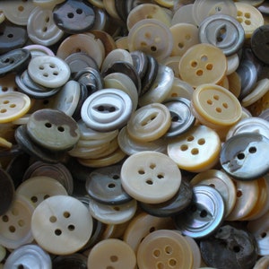 Vintage Real Shell Buttons Mixed Lots 3 Ounces 120pcs Carved Fisheye ...
