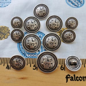 Lion Crest Antique Silver tone Metal Shank Blazer Buttons Set 20MM & 15MM (32L 24L) steampunk mod cosplay costume Suit sweater cool cast