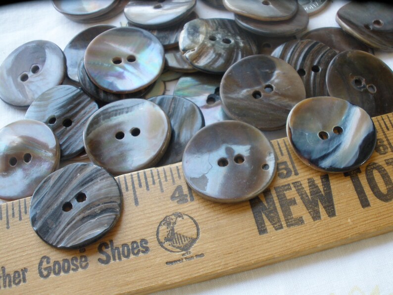 Brown Mussel Shell MOP Buttons 7/8 Curved Iridescent Etsy