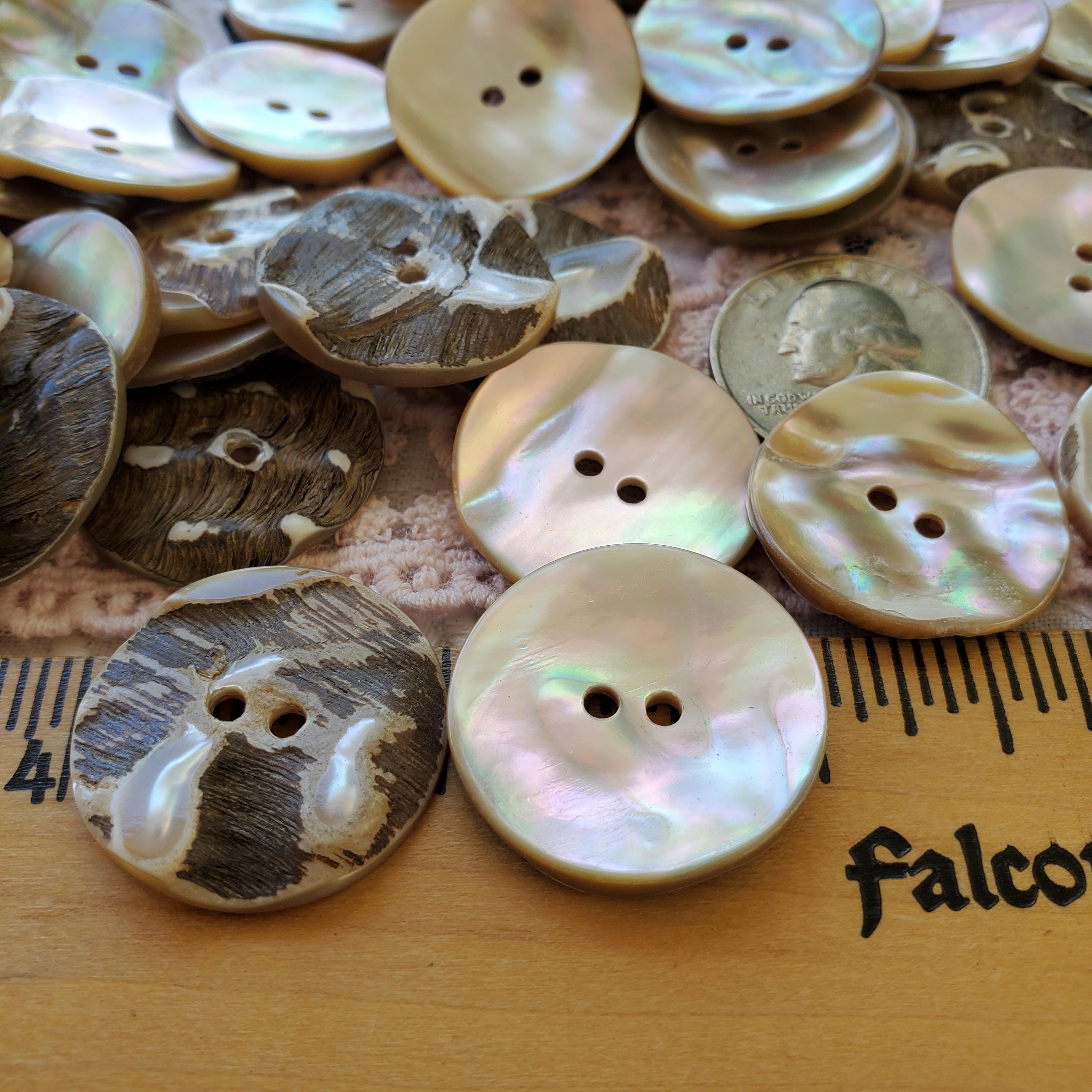 Real Shell Button Color 25MM Gorgeous Lustre Real Shell Buttons 1 Inch 40L MOP Natural Thick ...