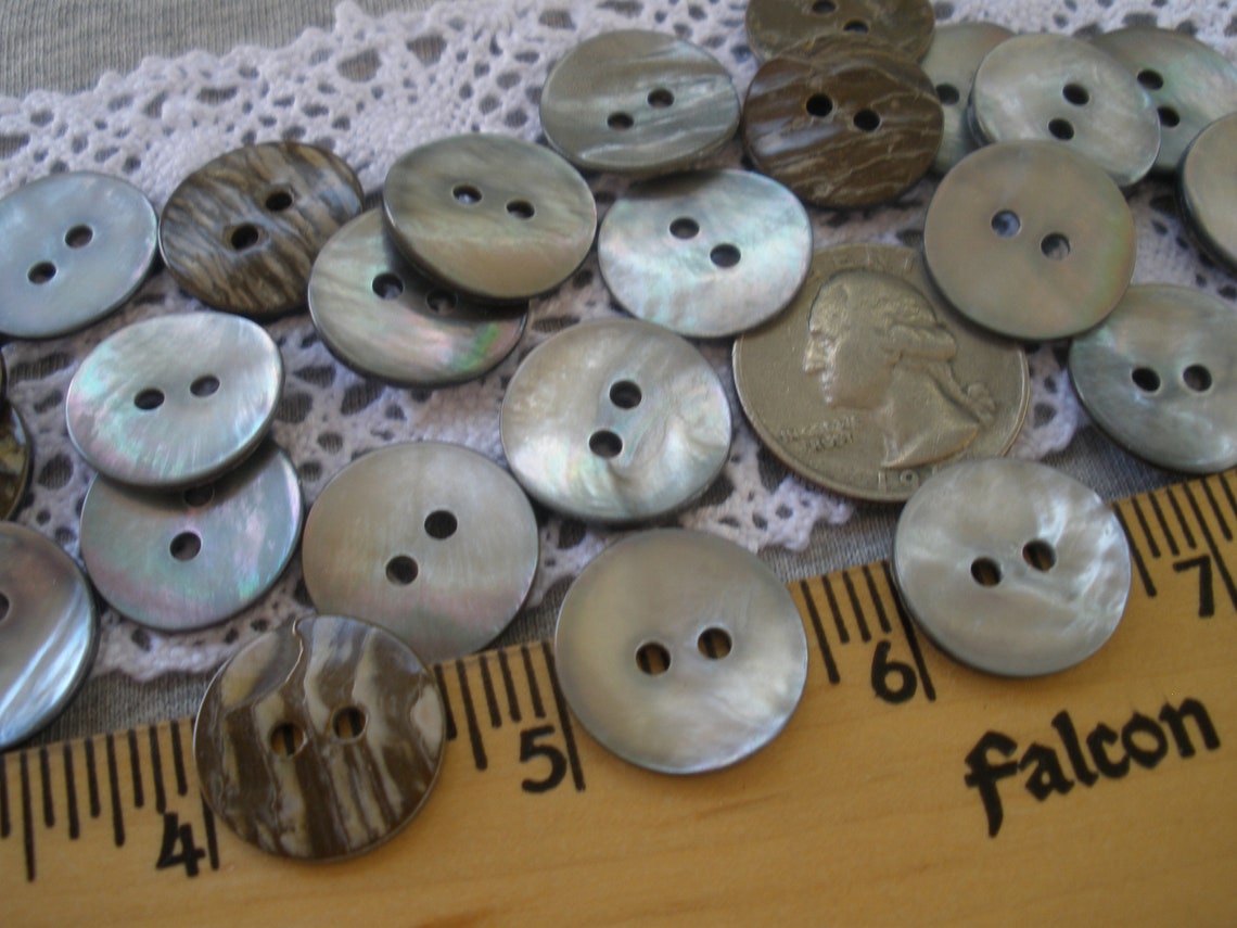 Pearl Smoke Real Shell Buttons MOP Natural 17MM 11/16