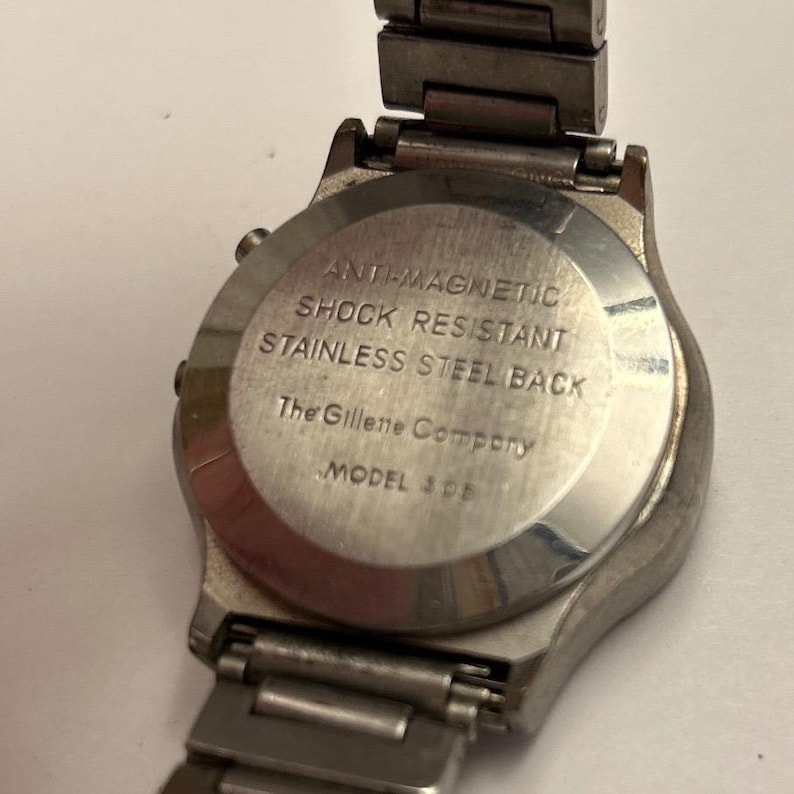 Reloj digital vintage Gillette Company Modelo 308 LED Acero inoxidable Plata Rojo imagen 2