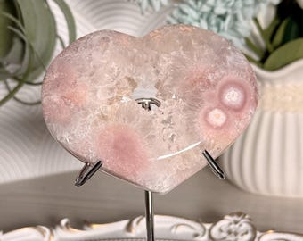 Corazón de ágata con flor de amatista rosa con soporte, 3,85'' de ancho / Amatista rosa / Regalo de corazón de cristal para San Valentín / Regalo de cumpleaños rosa