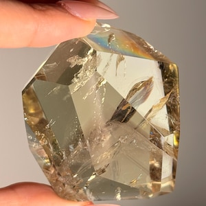 High-Quality Icy Clear Citrine Freeform with Mountain Phantom, 131g, From Brazil | High quality Citrine Palm Stone, #CTR10