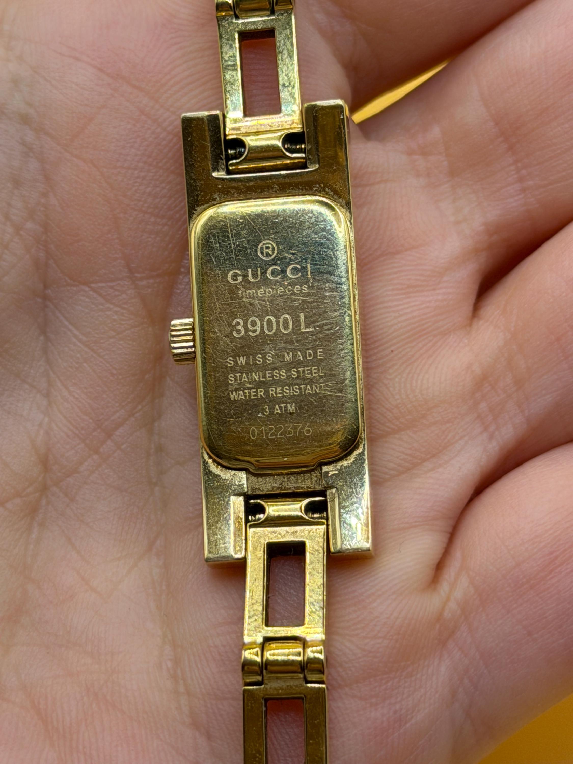Gucci 3900L Gold Sunburst Dial Quartz image 3